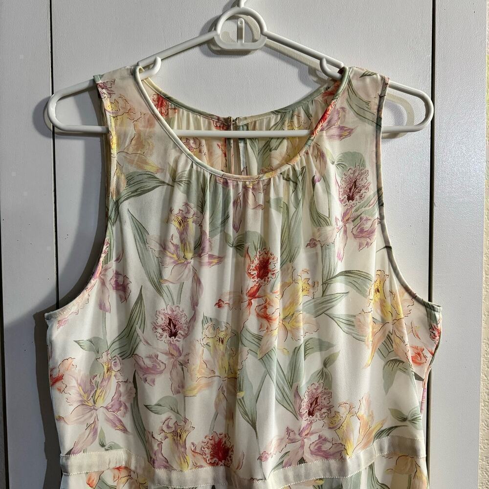 Ann Taylor Floral A-lined Knee Length Dress Flowy Size 16 - Picture 4 of 8
